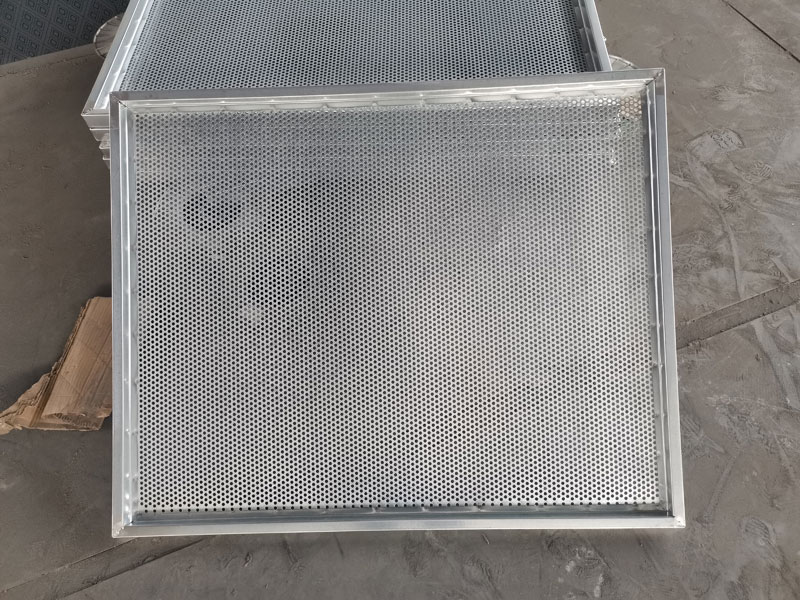 邊高3cm鍍鋅圓孔篩